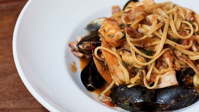 Mussels Scampi Italian Specialties.